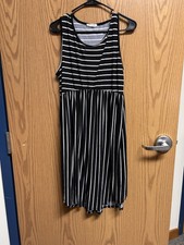Women's Black White Striped Knee Length Sleeveless A-Line Dress