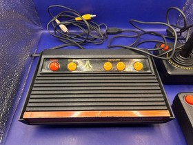 Atari Flashback 2 Gaming Console 40 Games