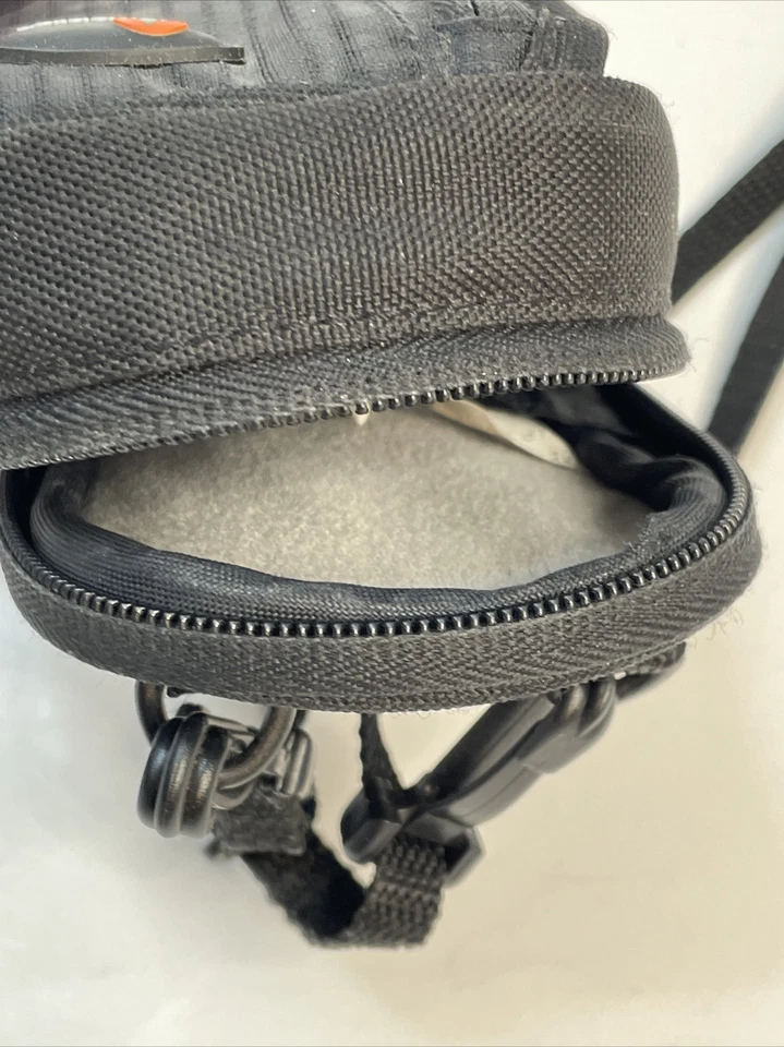 lowepro camera bag slingshot compartment accessory black - Image 3 of 4