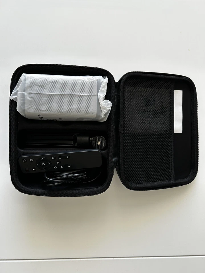 Smart Auto Focus Projector - Android, Outdoor, WiFi 2.4G/5G, BT 5.0 - Image 2 of 4