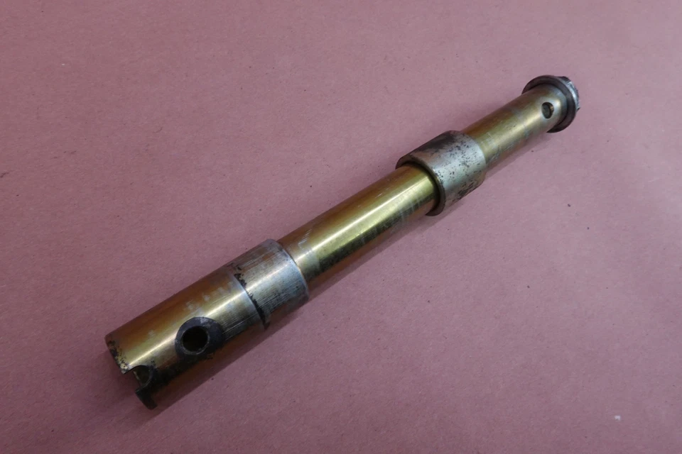 Tornillo de eje de llanta delantera Ducati Supersport 800 1998-2007 Foto 4 de 4