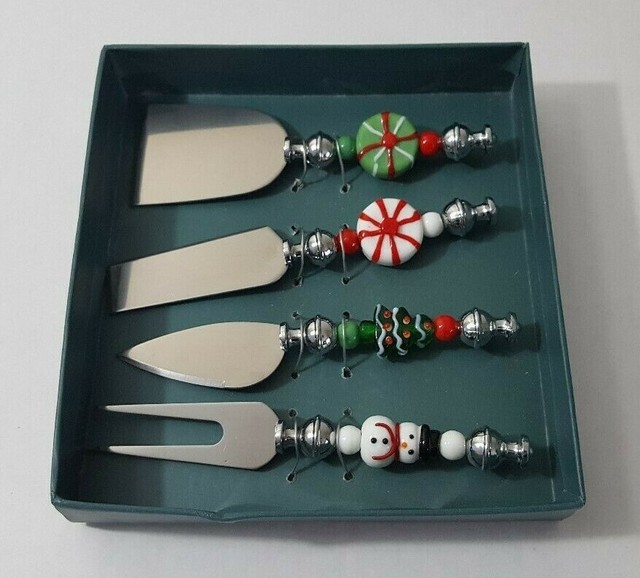 Peterson Housewares Art Glass Handle Cheese Knife Set Christmas 57567
