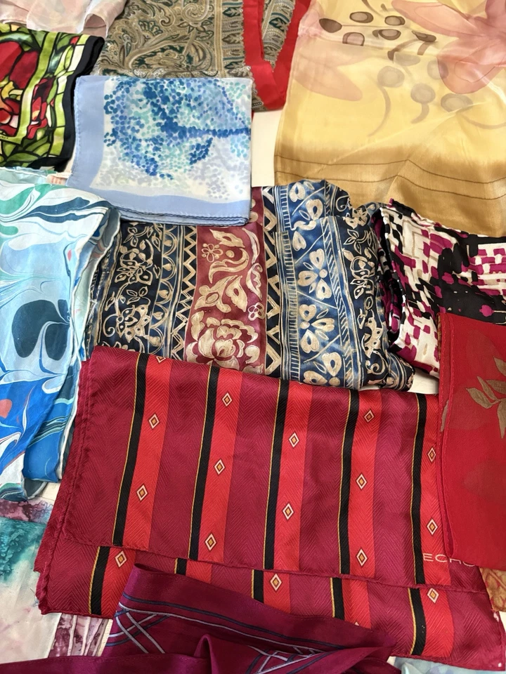 Lote De Colección De 31 Bufandas Seda Y Poliéster, Acetato Ver Descripción Para Diseñadores Foto 3 de 4