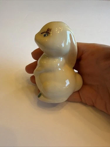 SHAWNEE POTTERY BUNNY RABBIT FIGURINE  3 Inches Tall.