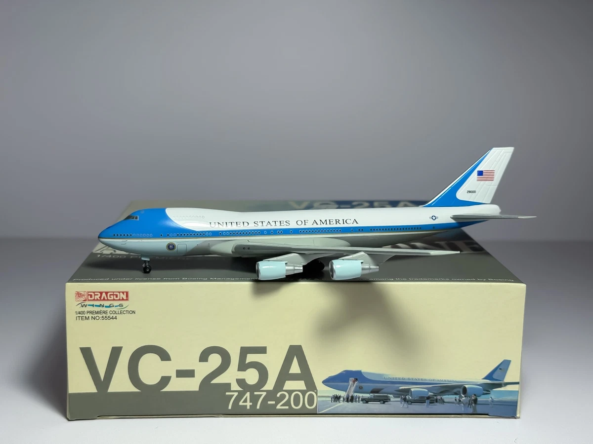 Dragon Wings Boeing 747 Contemporary Diecast Commercial Airliners