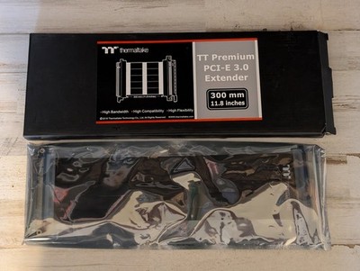 Thermaltake TT Premium PCI-E 3.0 Extender 11.8'' AC-045-CN1OTN-C1 Flexible Riser
