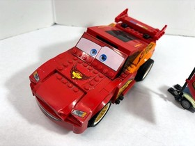 LEGO Cars: Mack's Team Truck 8486 (2011) + Ultimate Build Lightning McQueen 8484