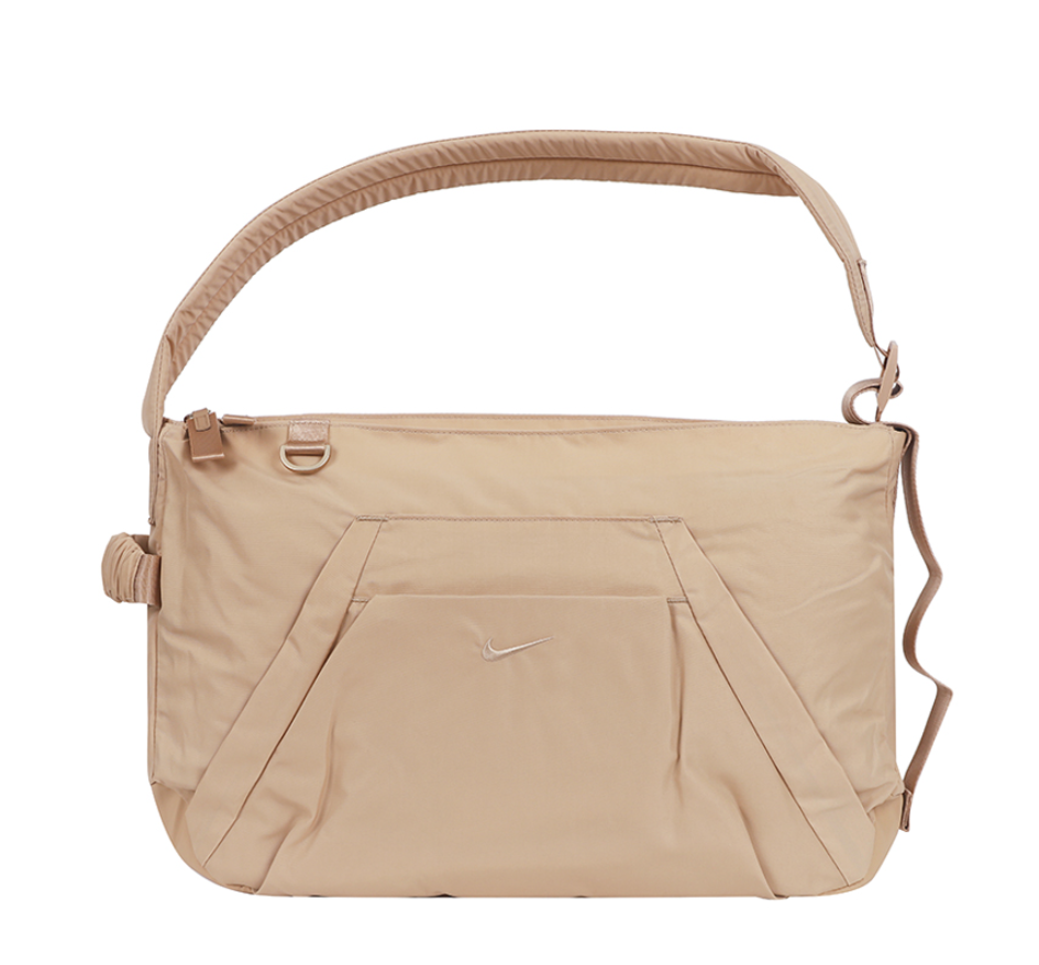 ★Nike★ One Women's Tote Bag 25L HV1193-478 Nike One Tote Bag (25L). Nike.com