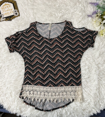 Ms. Bella D Approximate Woman's Size Medium Multicolor