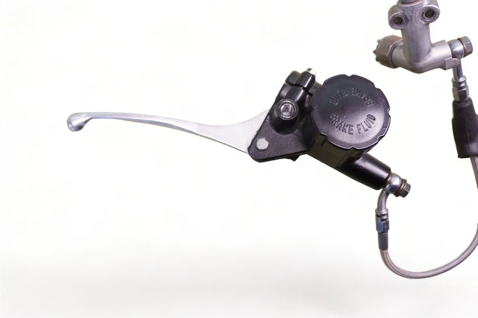 Cilindro maestro de freno delantero completo HONDA CB750K cb750 *2282 Foto 2 de 4