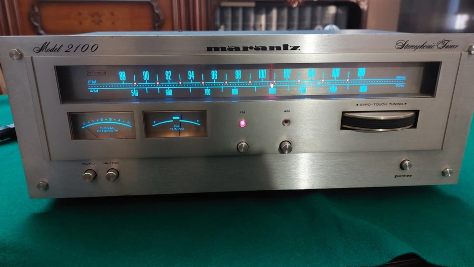 Marantz model 2100 sintonizzatore radio analogico am fm stereo vintage usato - Immagine 2 di 4