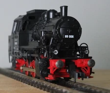 Fleischmann 4019 HO Gauge DR BR 89.0 steam locomotive in black livery