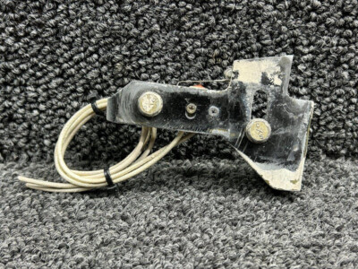 5513048-16 Cessna Citation 550 Nose Baggage Door Stop RH | eBay