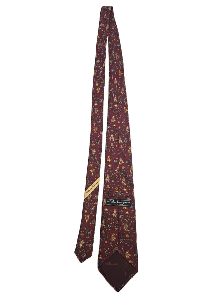 Corbata Salvatore Ferragamo 100% seda patrón elefante rojo hecha en Italia Foto 2 de 4