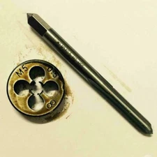 1set  HSS M5 × 0.5 mm right Hand tap and die Threading Tool Metric set M5*0.5