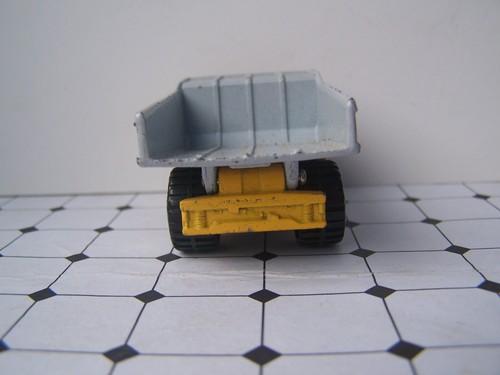 MATCHBOX SUPERFAST, FAUN DUMP TRUCK, DIE CAST MODEL, NUMBER 58E, GREY, VINTAGE - Picture 5 of 9