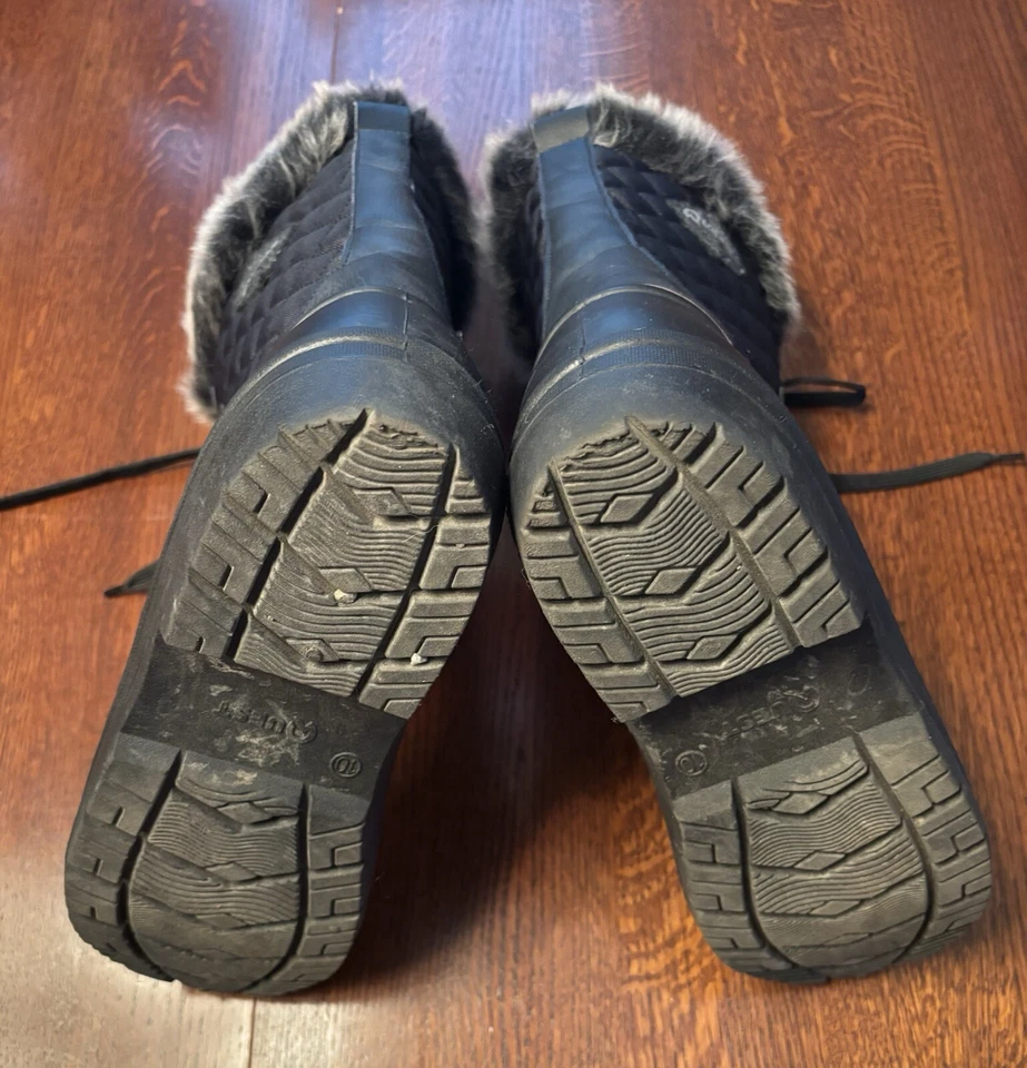Botas de nieve Quest para mujer resistentes al agua talla 10 forradas de piel sintética con cordones usadas una vez Foto 3 de 4