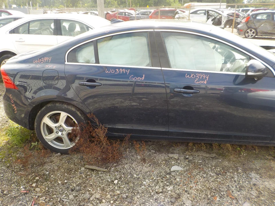 Used Front Right Seat Front fits: 2012 Volvo 60 SERIES S60 bucket air bag leathe - Imagem 4 de 4