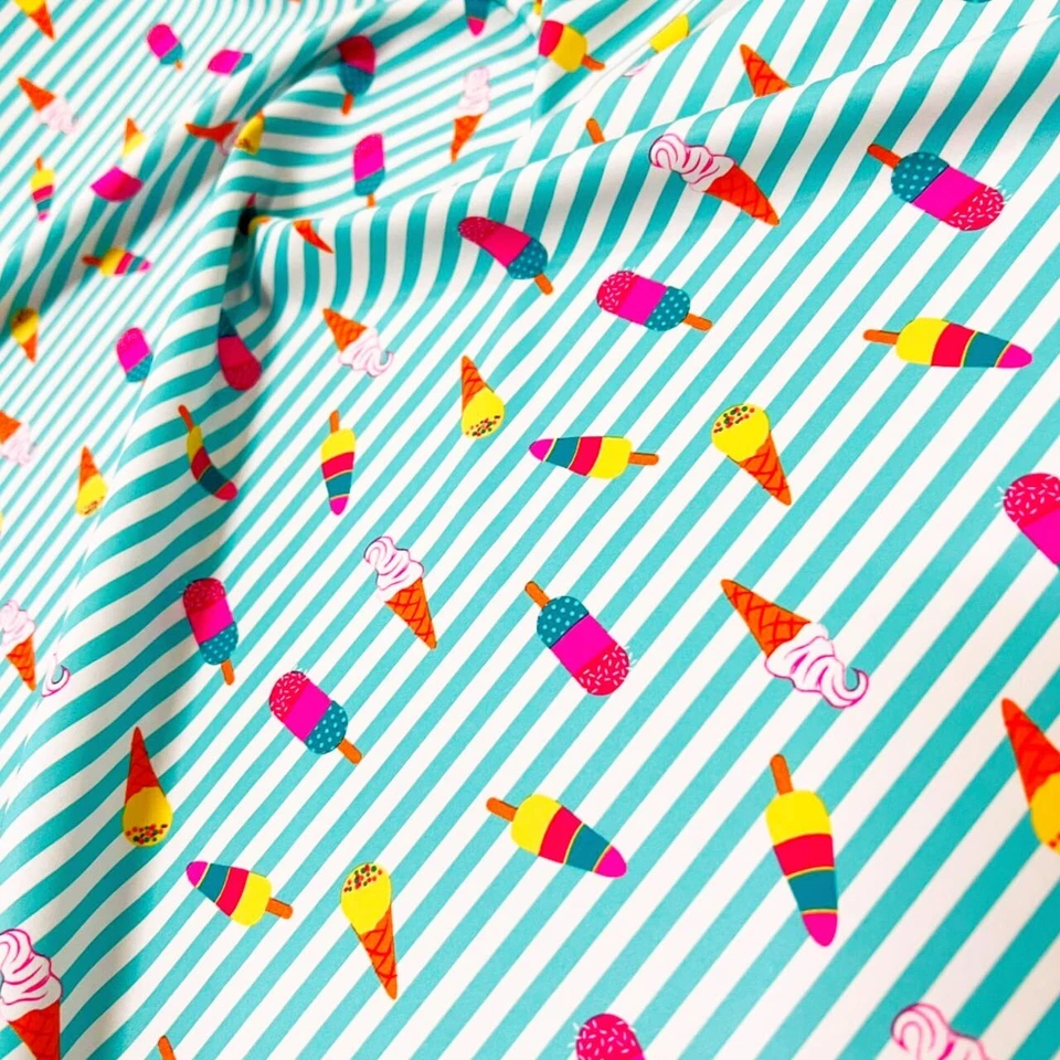 Traje de baño elástico de tela de spandex helado y rayas azules y blancas por yarda Foto 4 de 4