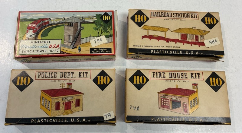4 boxed HO scale Vintage Bachmann Bros Plasticville USA Patented 1952 Lot 2 Of 2