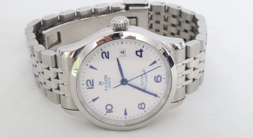 Tudor 1926 36mm White Dial Automatic Stainless Steel Men's Wristwatch - Image 2 of 4