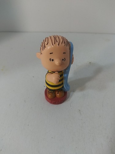 Peanuts Chess Game Red Linus Bishop Piece 3” Tall Replacement Piece