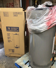 Rheem Rudd Commercial Gas Water Heater Model G75-75N-3  Natural Gas 75K New