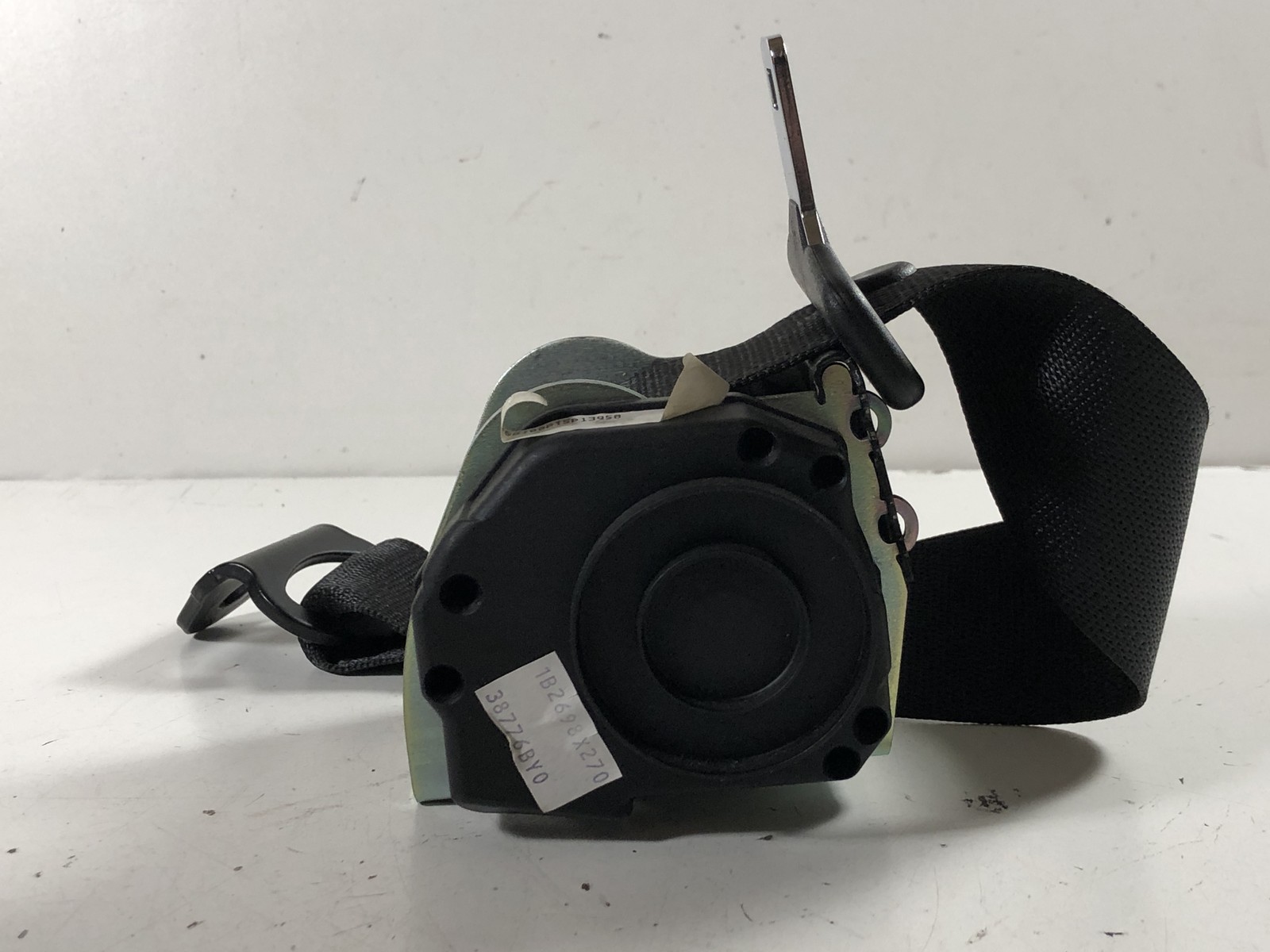 03-13 Maserati Quattroporte M139 Rear Center Seatbelt Retractor OEM NERO Black