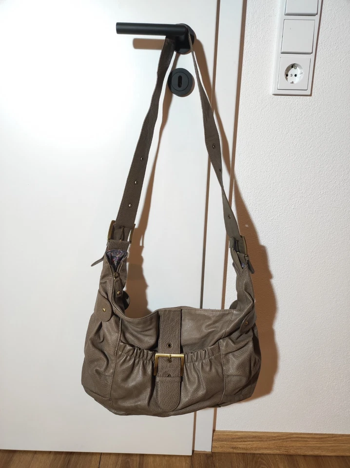 Drei modische Damen Handtaschen - Bild 2 von 4