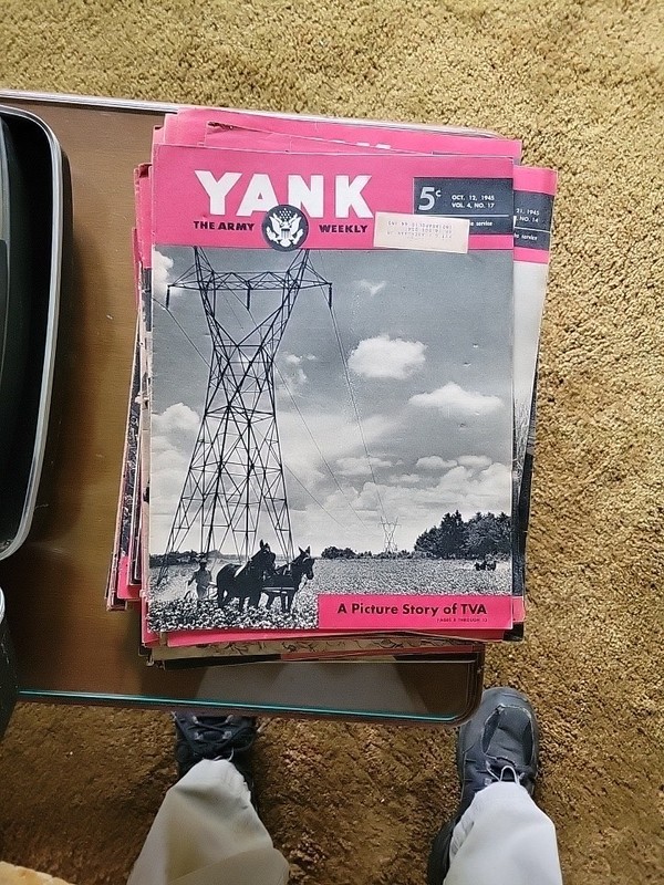 YANK The Army Weekly Oct 1945 Vol 4 No 17 Illustrated Military Magazine