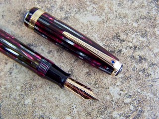 Vintage 1945 Parker Senior Duofold Vacumatic Fountain Pen. 14k F Nib Restored