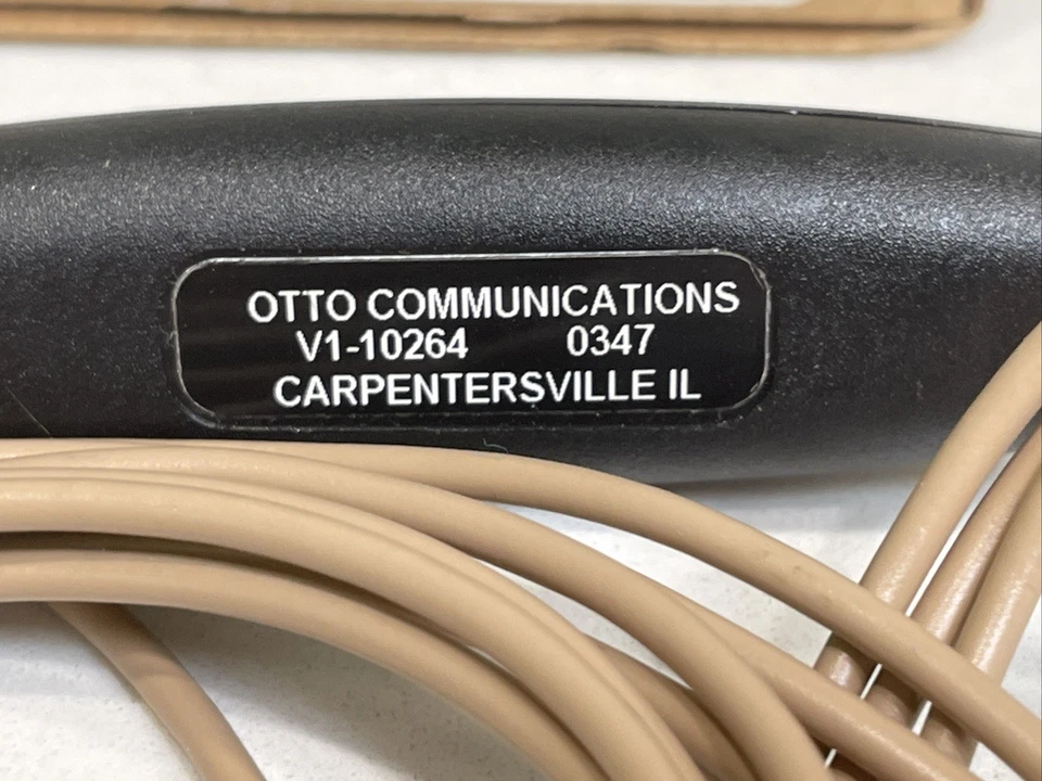 Otto Communications V1-10264 3-Wire 2-Pin Palm Lapel Earpiece Mic Kit Beige USA - Image 2 of 4