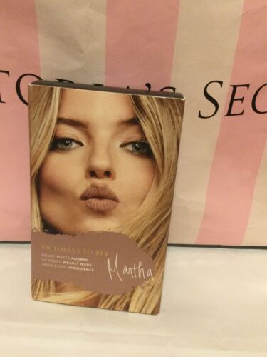 Victoria's Secret Velvet Matte Adored Martha's Lip Kit  - Picture 1 of 5