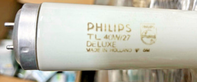 Tube Fluorescent Philips 40W Jaune T12 120cm G13 - Lumière Ambrée