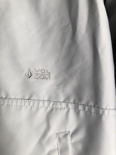 Volcom Utility Jacket Women’s Waterproof Light Green Button And Zipper Enclosure - Picture 3 of 10