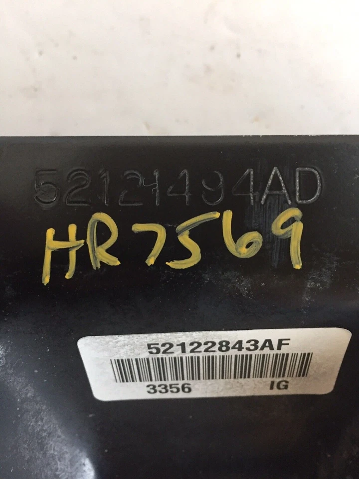 Soporte de montaje de transmisión automática, Ram 2500 3500 2017-2018 5,7 L 6,4 L Hemi sin aislante Foto 3 de 3