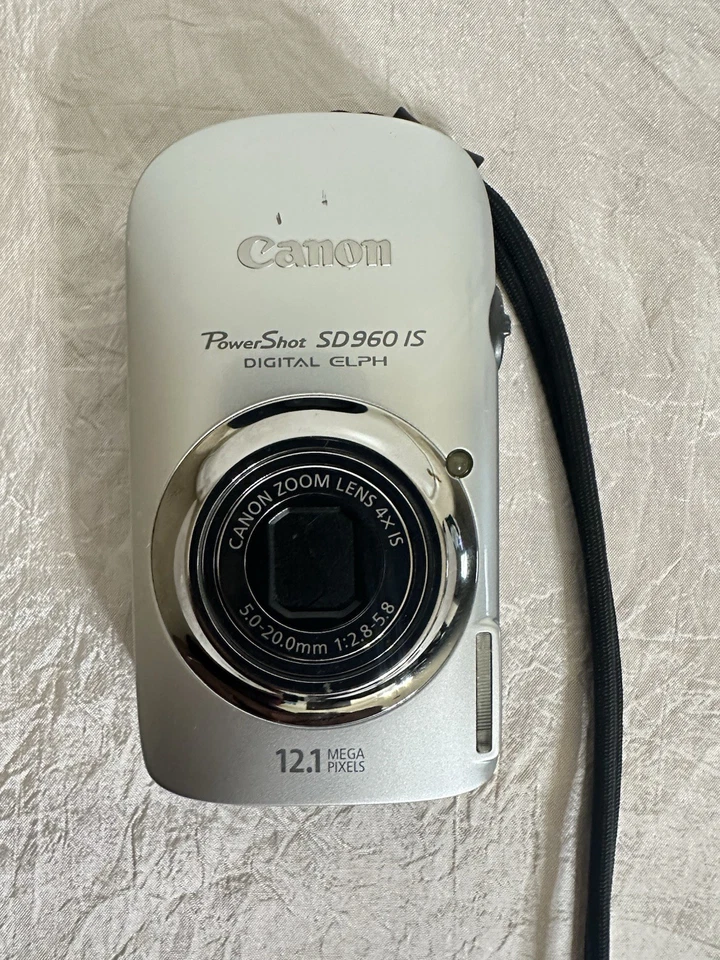 Cámara digital Canon Powershot SD960 IS ELPH digital Foto 2 de 4