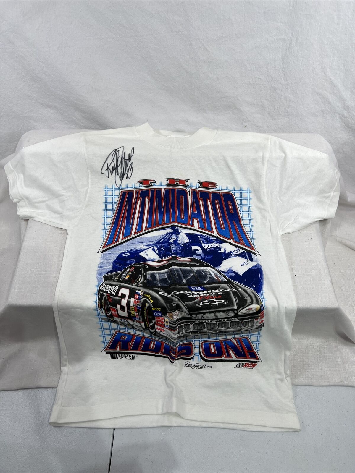 Dale Earnhardt #3 The Intimidator Chase Authentics Vintage T-shirt