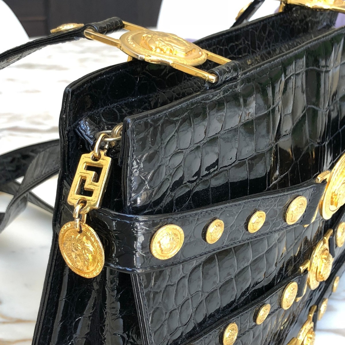GIANNI VERSACE couture メデューサ　ボストンバック　黒 s-l1200.jpg