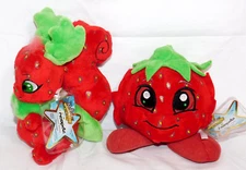 2008 New Neopets Strawberry JubJub Usul Plush Limited Edition Series 3
