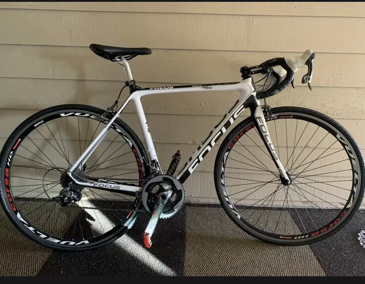 Focus Izalco Pro Road Carbon Fiber Bike. Beautiful  Bike!!!