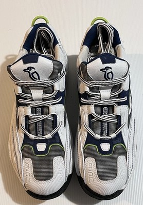 Kookaburra Kahuna Twister Cricket Shoes Spikes Mens US9 New FW710 NWOT White