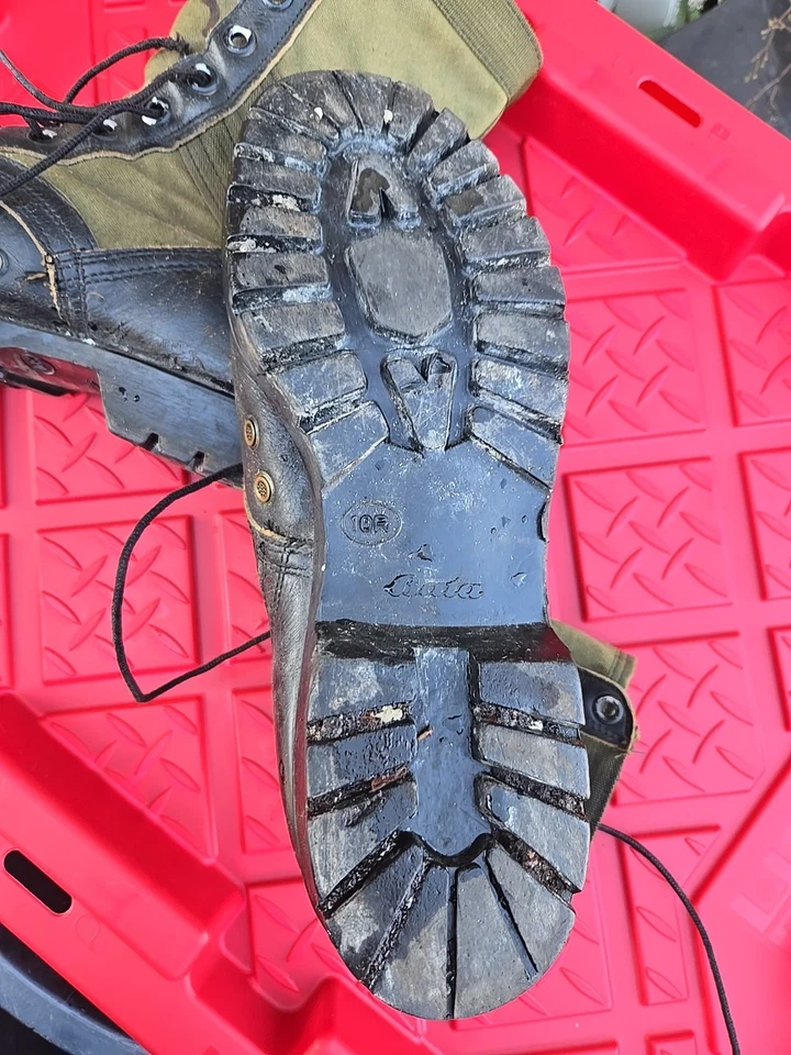 Vintage 1960s Green Black Bata Combat Boots Vietnam ? - Image 4 of 4
