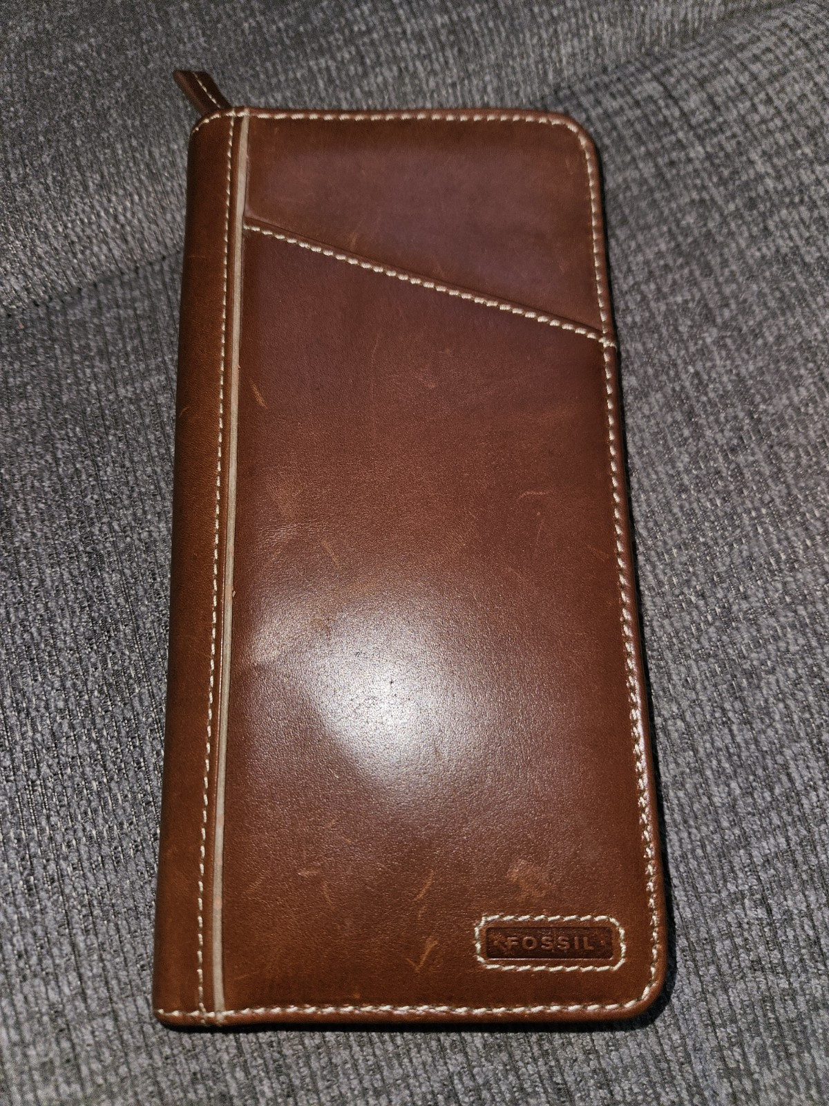 VTG Fossil Brown Leather Zip-Around Passport Holder for Travel Documents-image