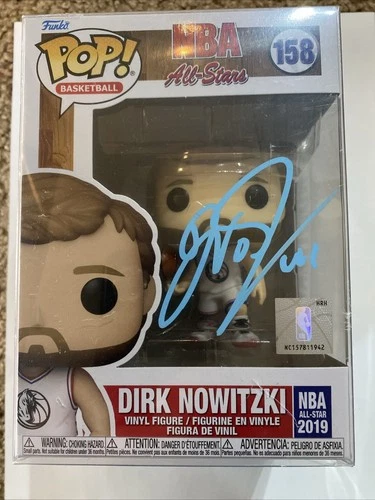 Funko POP! NBA Basketball All-Stars Legends - Dirk Nowitzki Figure #158