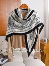 Chic 70% Wool  30% Silk Scarf - Oversized Triangle Shawl  - Paris Print 78x50"