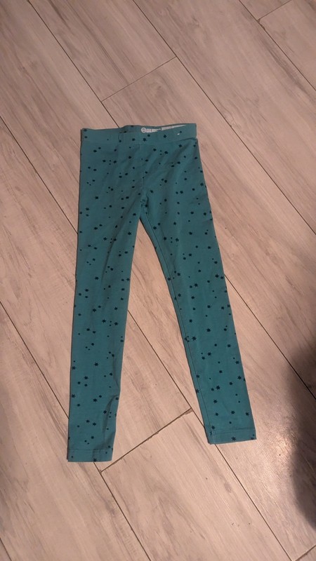 GREEN  STARS PANTS/LEGGINGS SIZE SMALL 6-6X