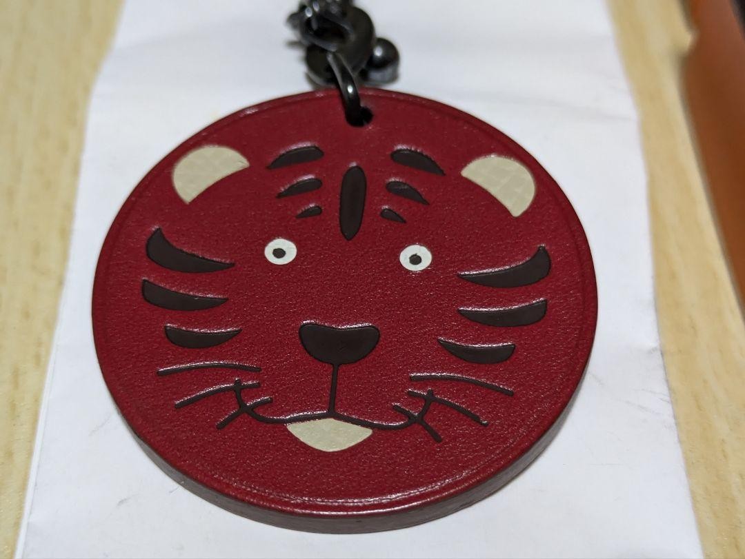 【美品】HERMES エルメス 激レア SV925 虎 チャーム 2010 Hermes Sv925 Tiger Charm 2010 Silver Pendant Chain Used