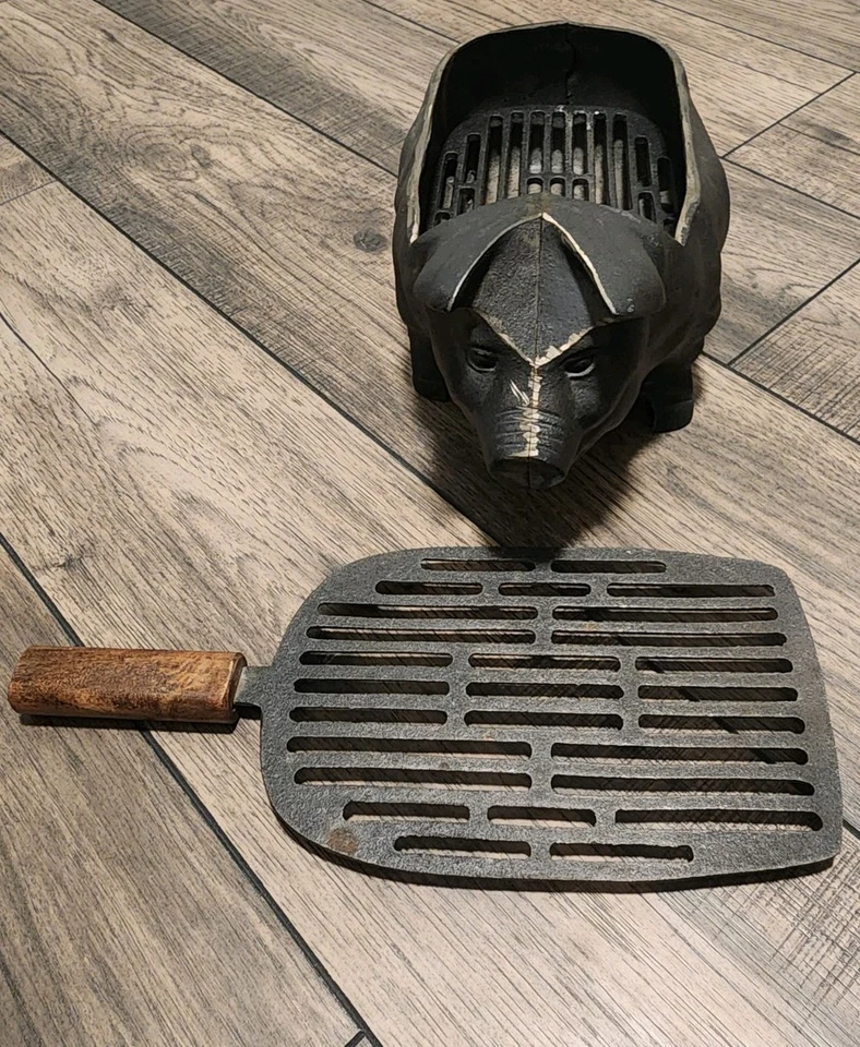 Cast Iron Pig Hibachi Grill BBQ Tabletop Cracker Barrel Vintage Rare - Image 4 of 4