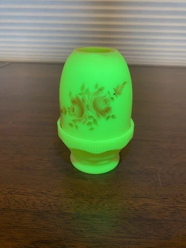 VTG UV REACTIVE Fenton Burmese Floral PAINTED/SIGNED Fairy Lamp 4.75"H